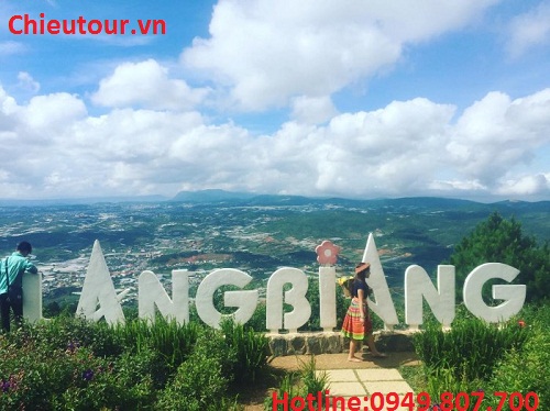 Núi Langbiang Núi Langbiang