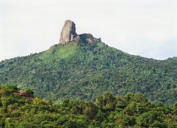 Núi Đá Bia Núi Đá Bia